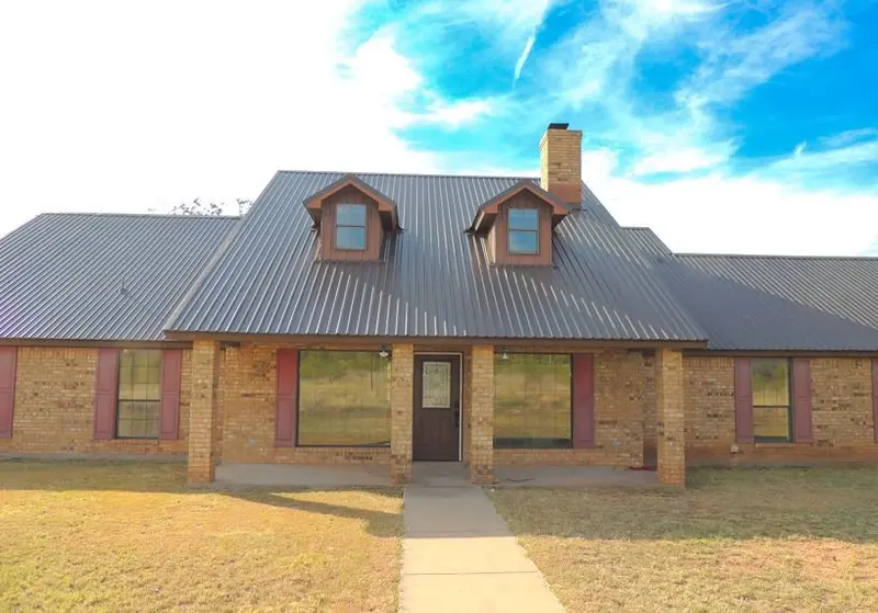 150 CR 676, Tuscola