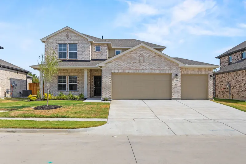 729 Vineyard Way, Forney