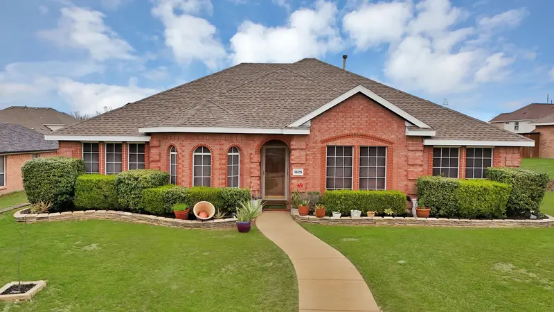 1625 Deer Creek Drive, DeSoto