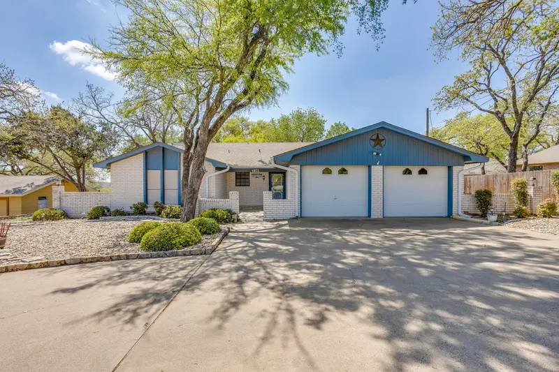 4031 Fairway Drive, Granbury