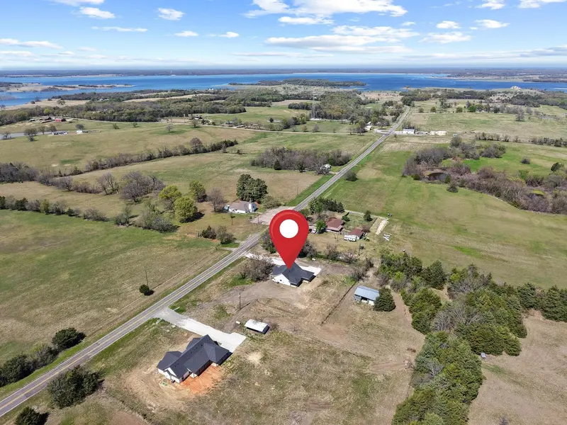 14419 FM 1396 E, Windom