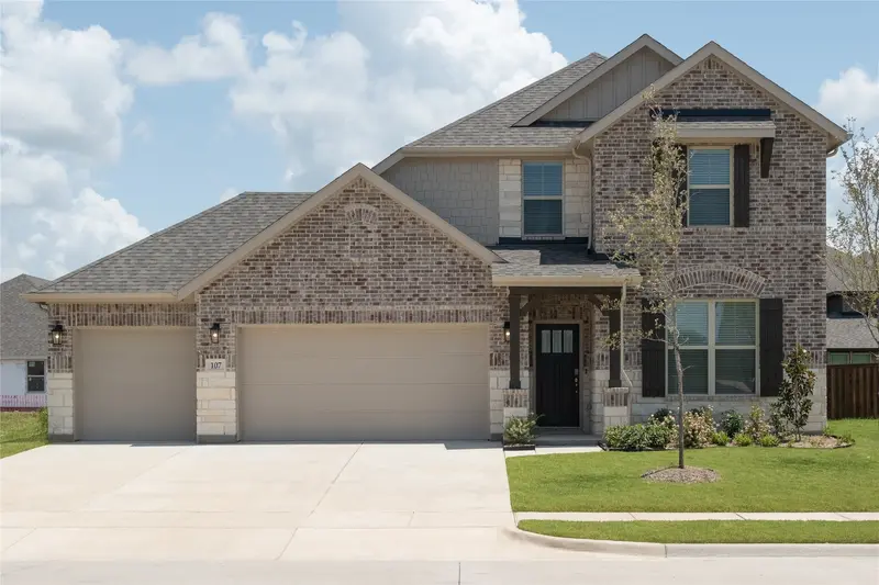 107 Memorial Drive, Forney