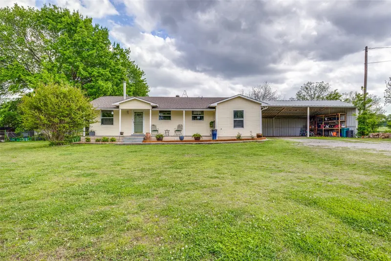 4440 Dripping Springs Road, Sherman