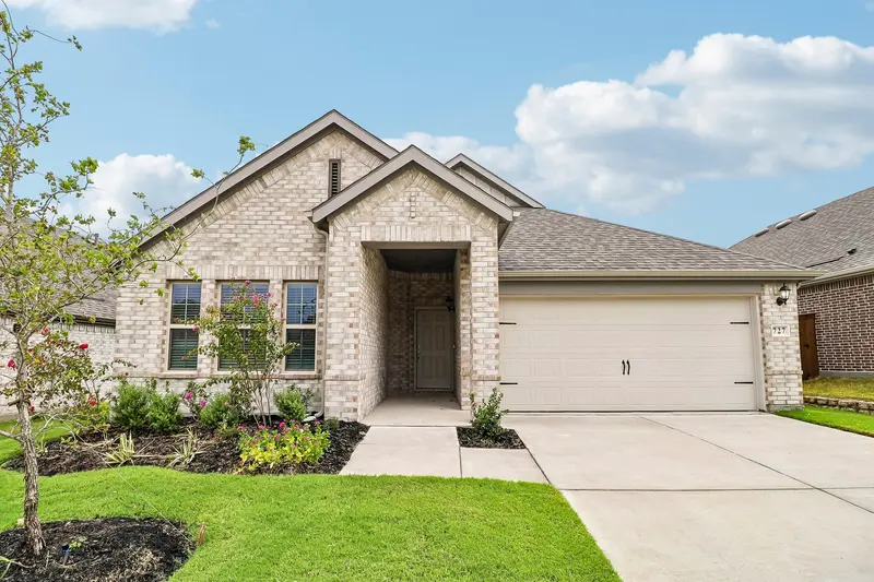 727 Grand Dale Drive, Lavon