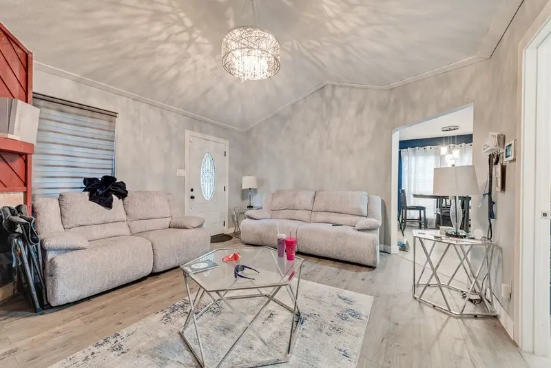 3815 INDIAN WELLS Drive, Arlington