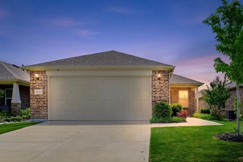 1244 Eagle Lane, Little Elm
