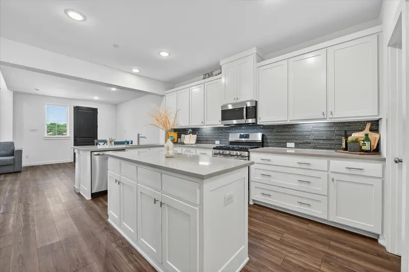 685 Watersedge Court, Lewisville