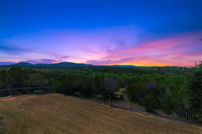 541 Country Place S, Abilene