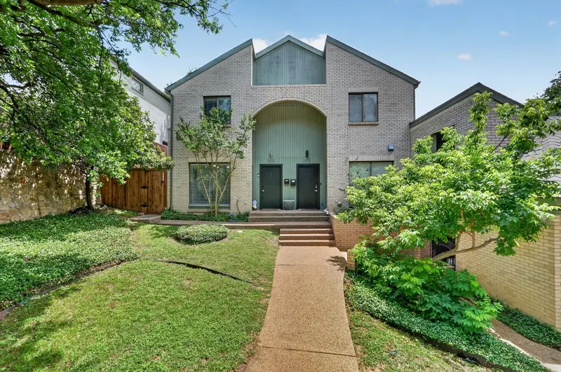 2613 Mccart Avenue, Fort Worth