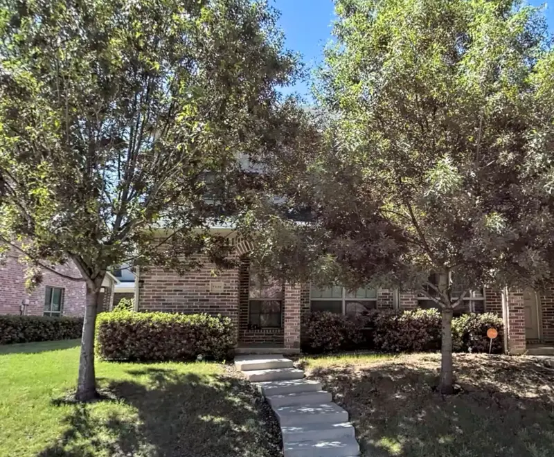 2349 Homewood Lane, Grand Prairie