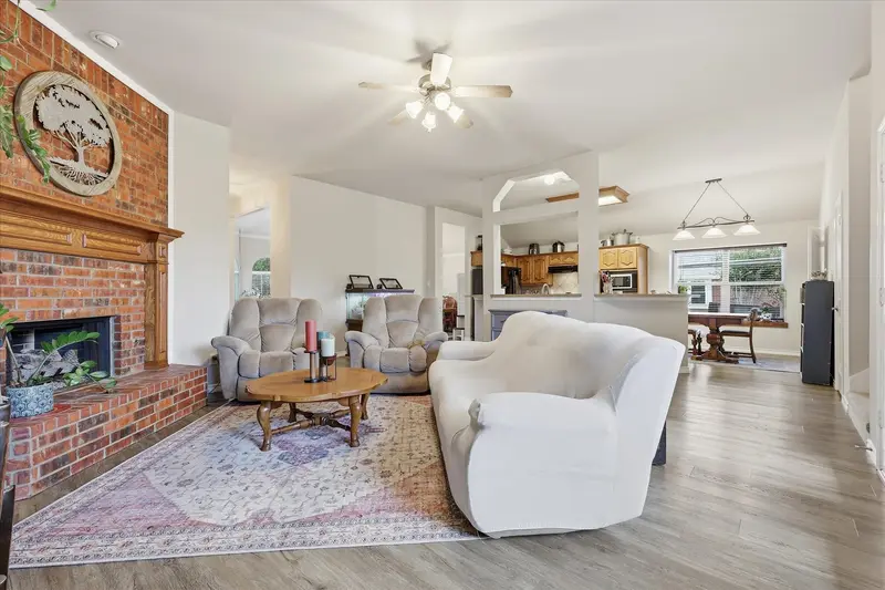 327 Montana Trail, Murphy