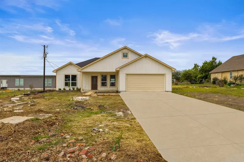 7074 NE County Rd 1050, Rice
