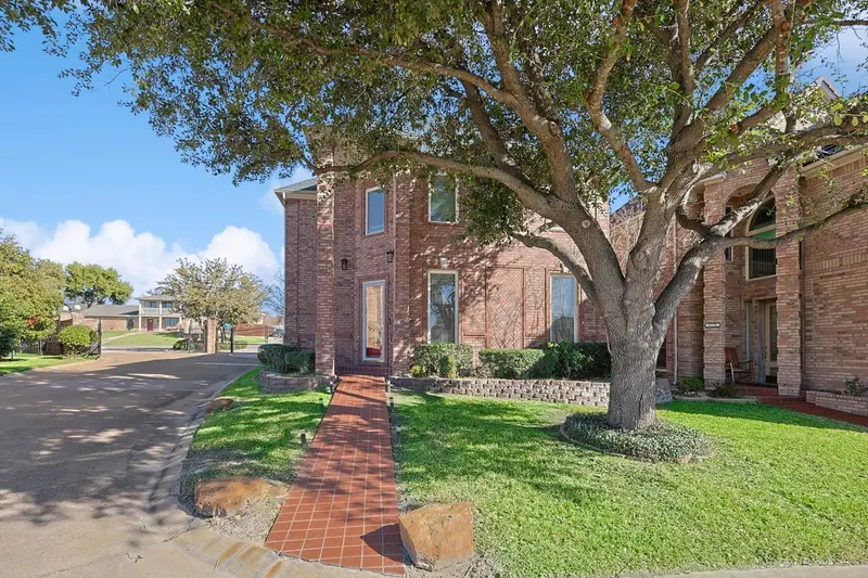 8354 Sunset Cove Drive, Fort Worth