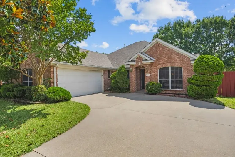 5208 Springflower Drive, Frisco