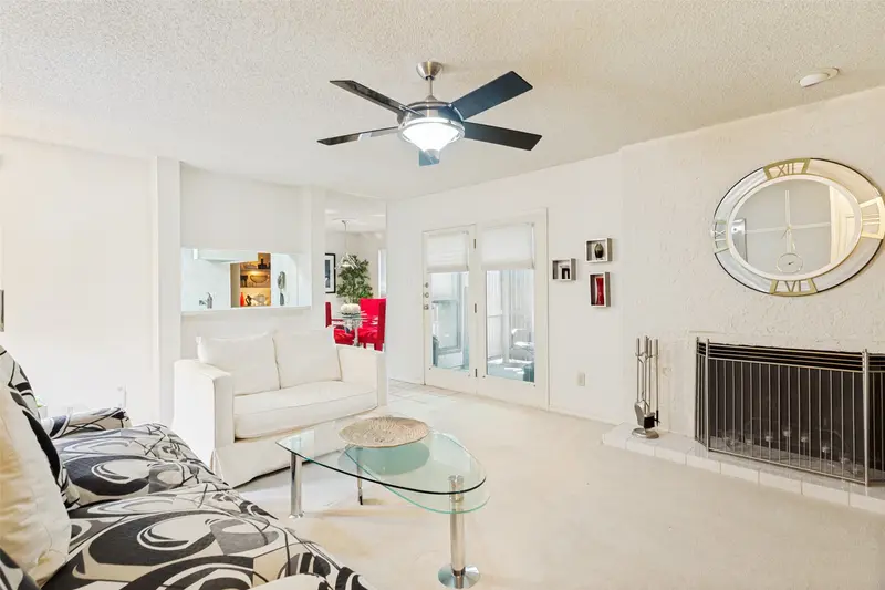 2100 Friendly Drive, Arlington
