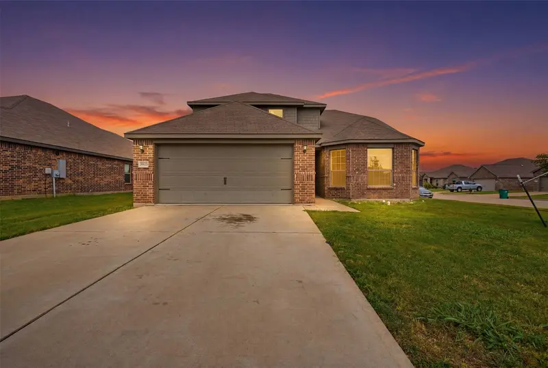 1000 Tumbleweed Trail, Crowley