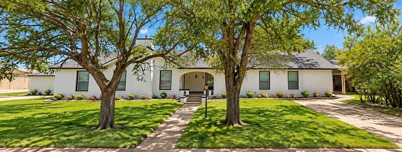 1050 W Dallas Avenue, Cooper