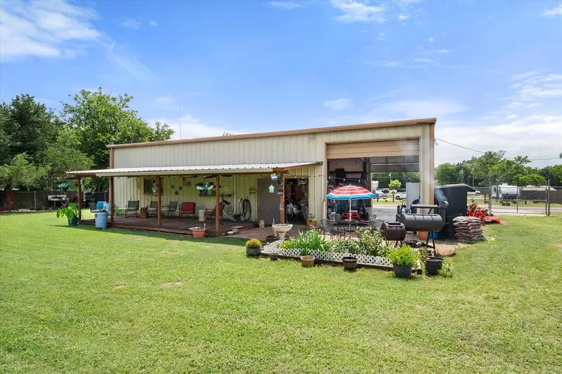 112 LOVE Street, Fairfield