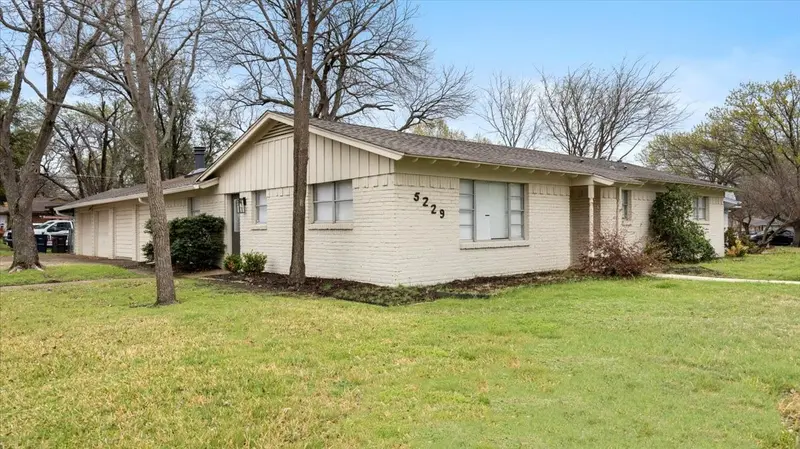 5229 Rutland Avenue, Fort Worth