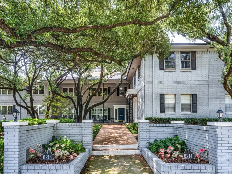 6230 Bandera Avenue, Dallas