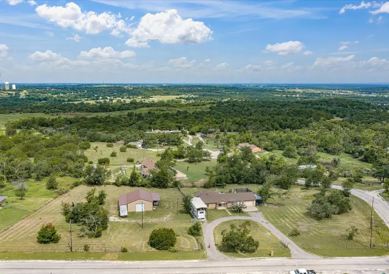 704 Land Of Goshen Drive, Springtown