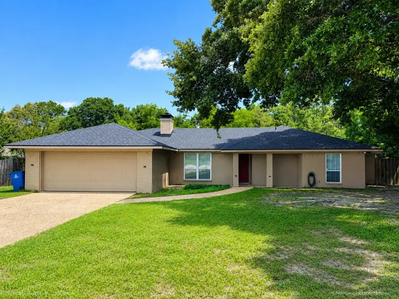3307 Bogota Street, Athens