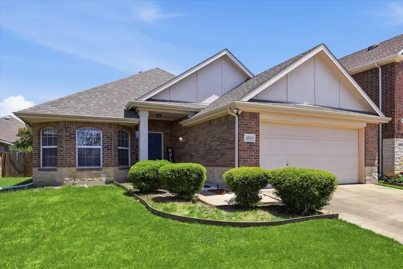 4517 Fir Drive, Fort Worth