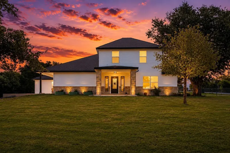 117 Rock Salt Drive, Springtown