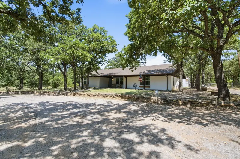 924 Fm 1708, Weatherford