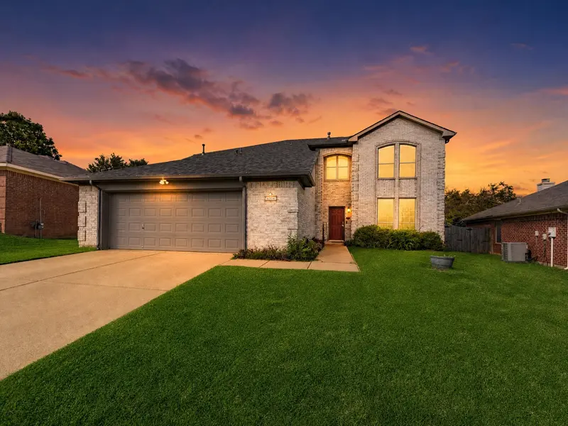 5004 Vaquero Drive, Arlington