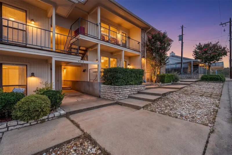 4212 Fairway Drive, Granbury