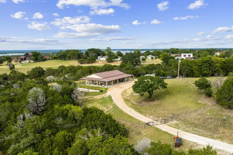 211 County Road 1511, Morgan