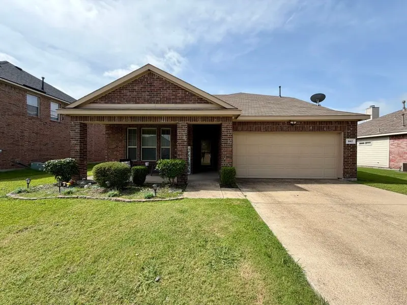 207 Patriot Parkway, Forney