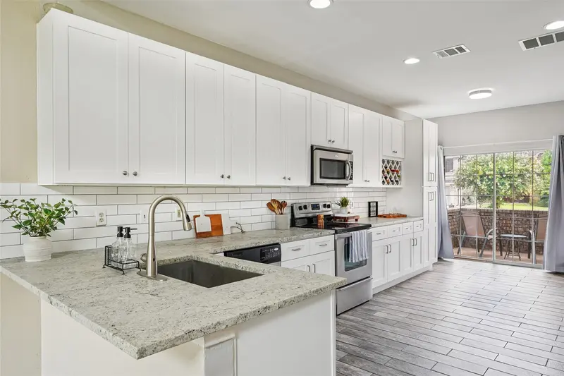 1209 Broken Arrow Trail, Carrollton