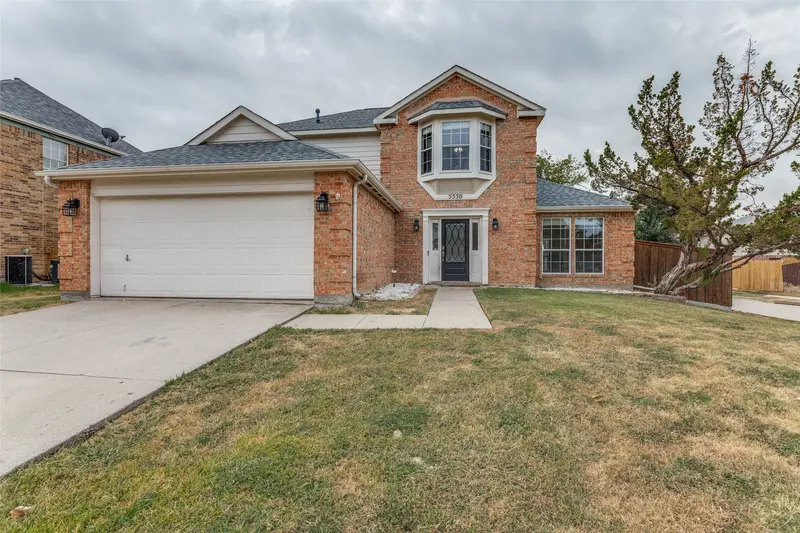 5550 Rocky Mountain Road, Fort Worth