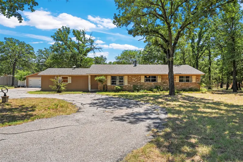 1047 Fort Hill Road, Waco
