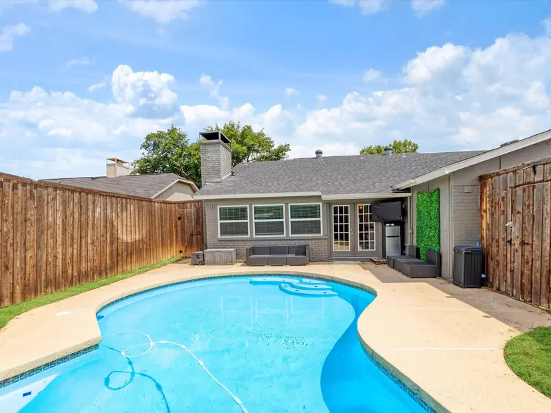 2922 Spring Brook Drive, Garland