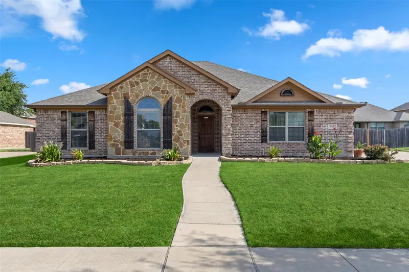 915 Sage Meadow Drive, Glenn Heights