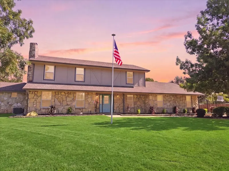 1845 Summer Lane, Keller