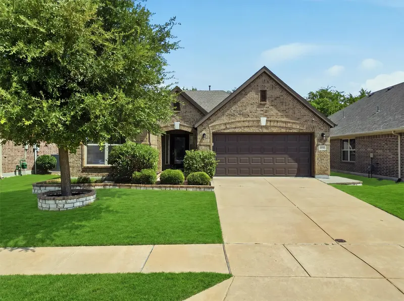 405 Bird Creek Drive, Little Elm