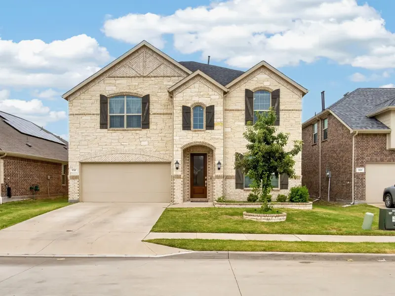 1737 Da Vinci Drive, Little Elm