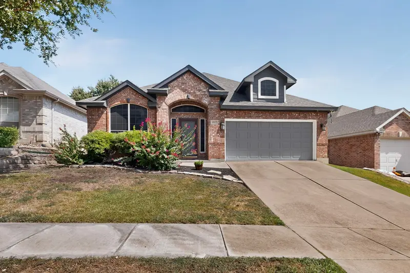 4917 Tulip Lane, Fort Worth
