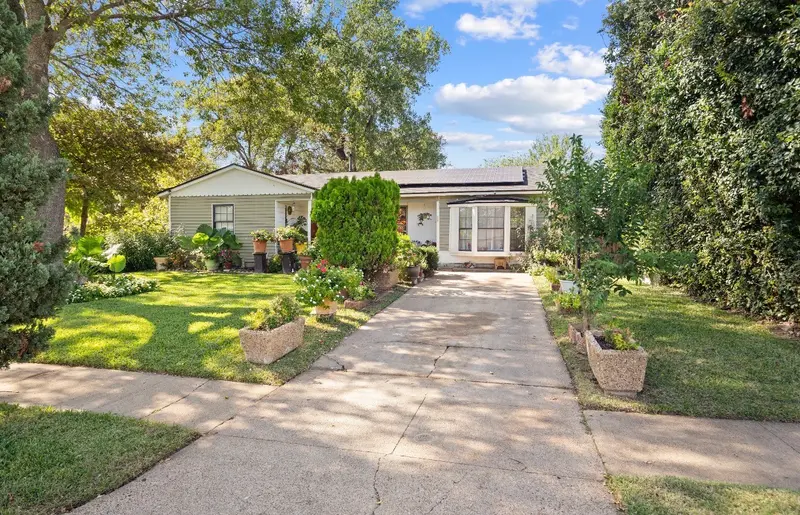 1255 Olden Street, Dallas