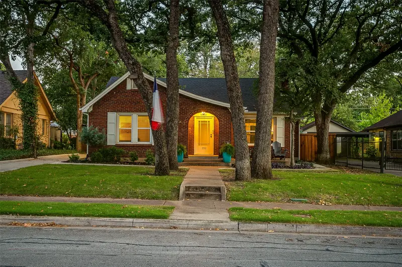 2310 Primrose Avenue, Fort Worth