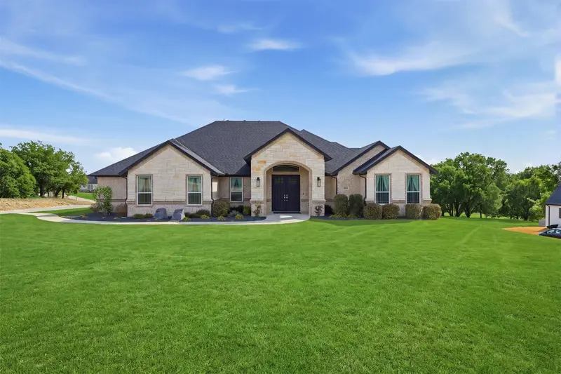 3036 Deer Court, Weatherford