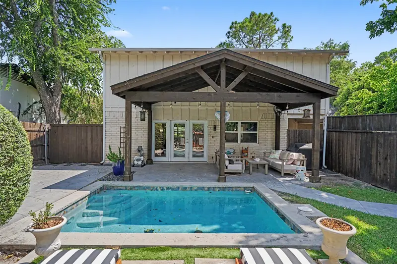 1605 Blake Drive, Richardson