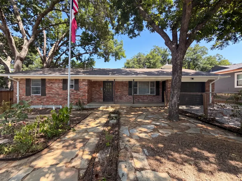 808 Griffin Street, McKinney