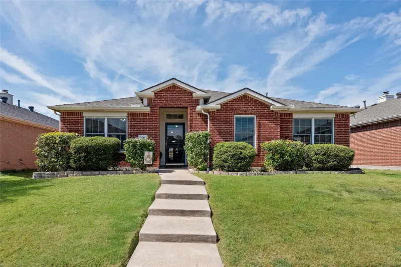 305 Cobblestone Drive, Wylie