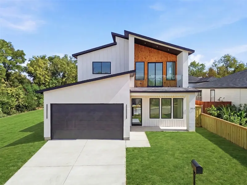 1414 Doyle Avenue, Dallas