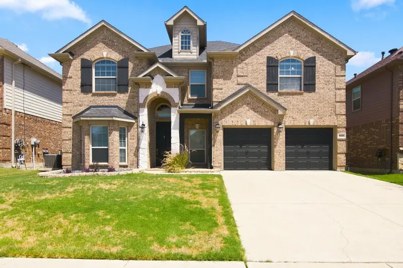 1421 Soaptree Lane, Fort Worth